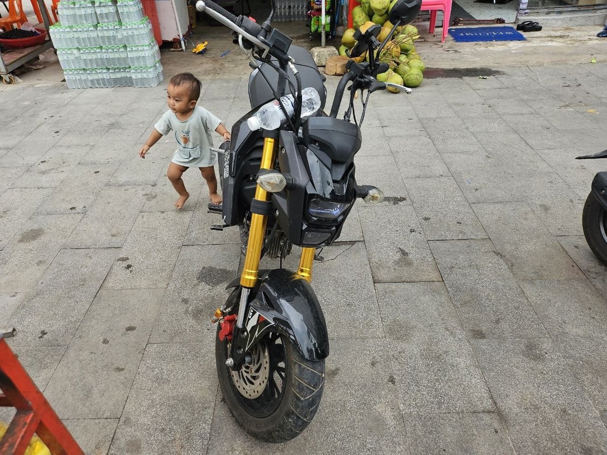 西港转让2025年摩托车 仅行驶4000公里 手续齐全$55