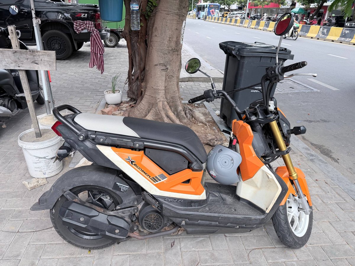 金边转让2018年Zoomer X摩托车 证件齐全售价$75