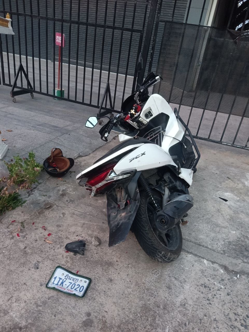 金边棉芷区下长夏社发生摩托车事故 一男子当场身亡