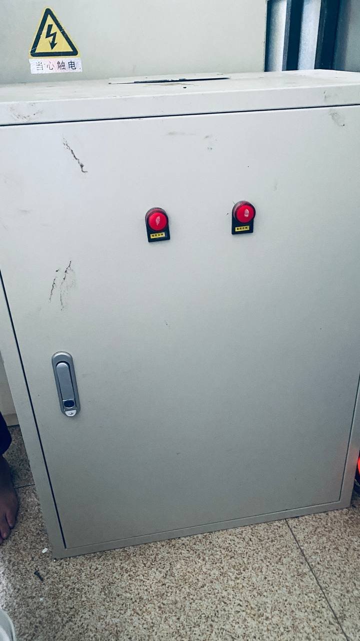 金边转让TRANNERGY逆变器及配电柜 打包骨折价