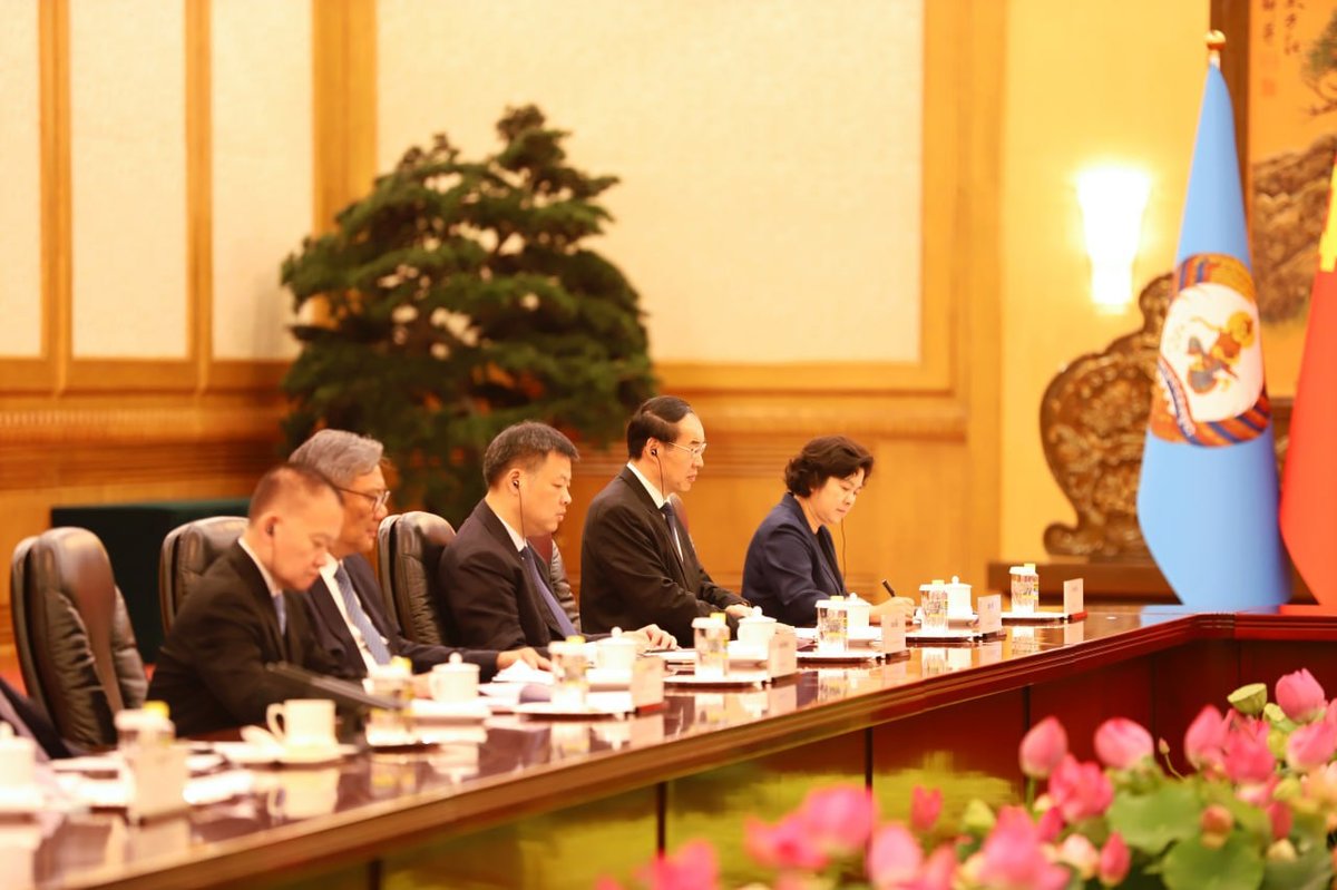 洪森在北京会见习近平 双方举行双边会谈深化合作