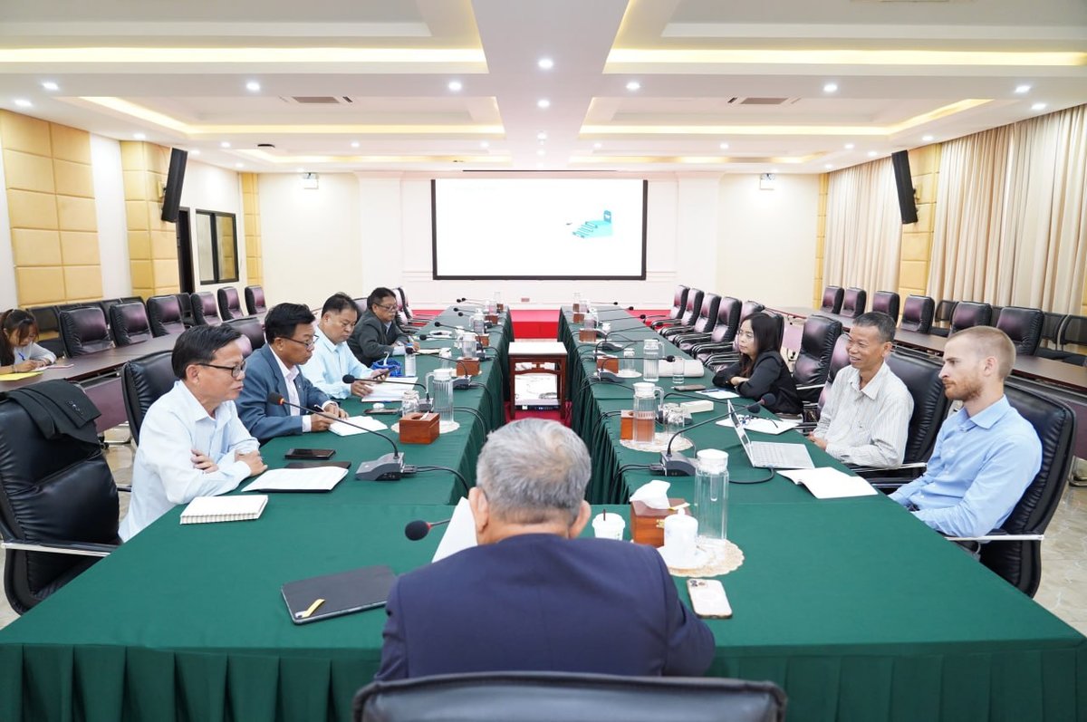 农林渔业部与联合国教科文组织探讨柬越跨国地下水资源管理