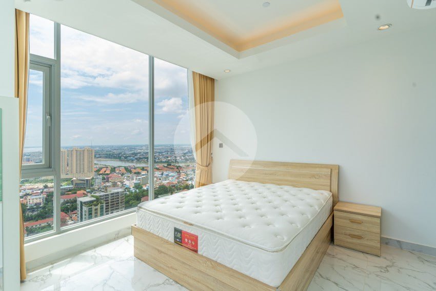 位于BKK1核心地段的J Tower 2公寓,高层两房两卫户