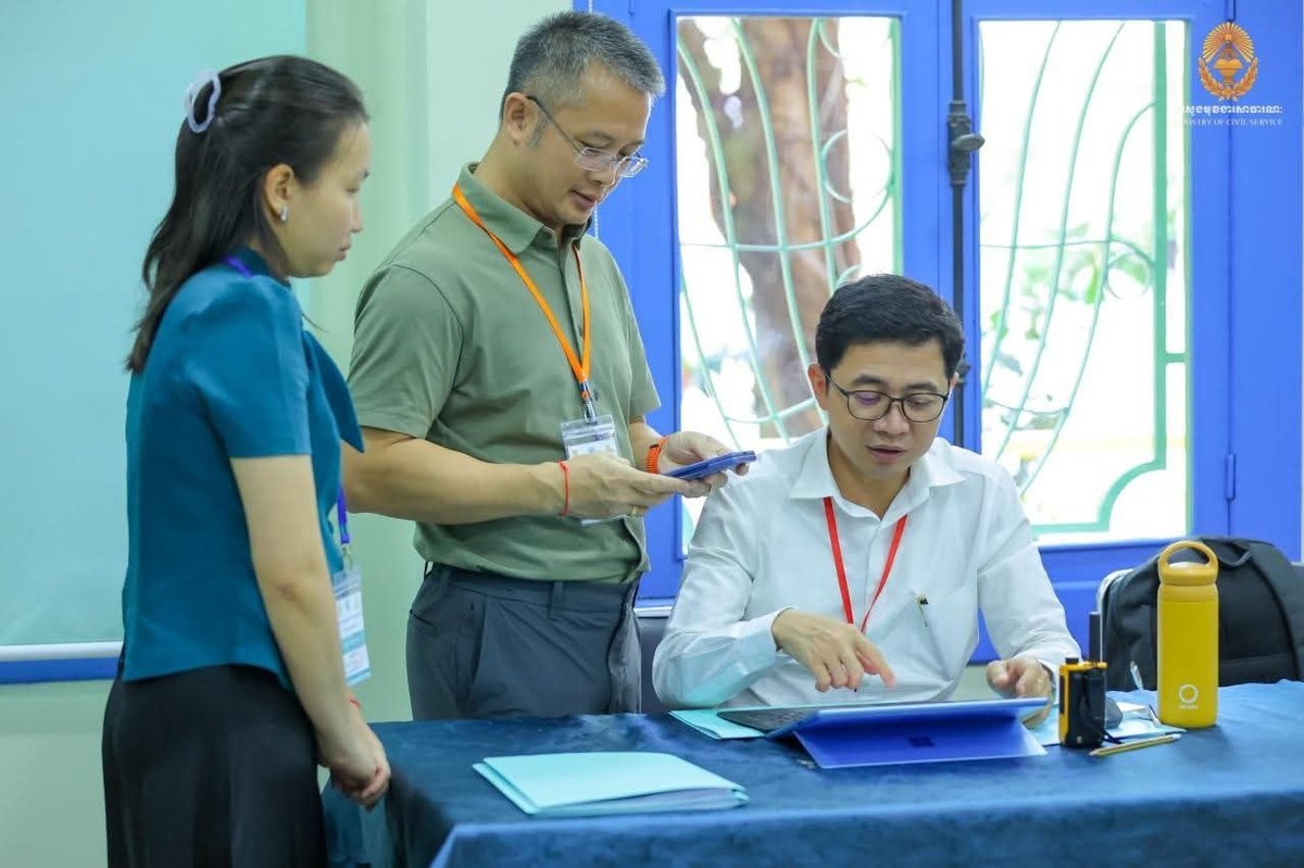 边境事务国务秘书处公务员选拔面试进行中 现场评分