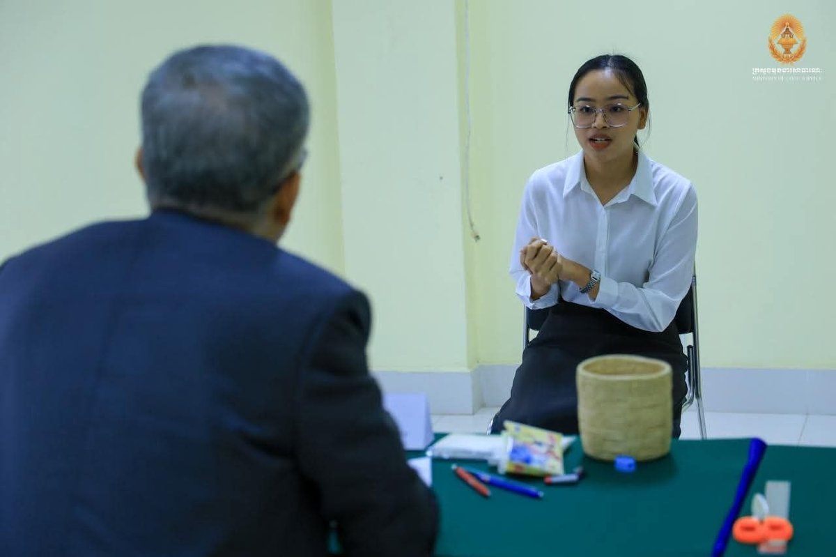 边境事务国务秘书处公务员选拔面试进行中 现场评分