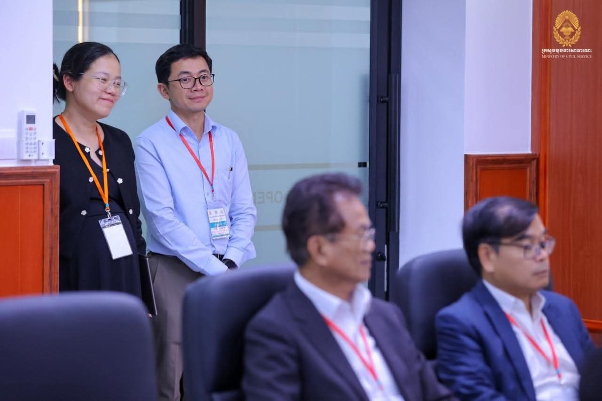 洪玛尼签署外交部招聘结果 选拔流程全天顺利完成