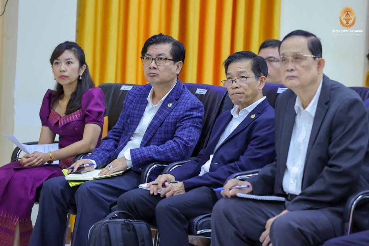 柬埔寨公务员部与教育部联合发布教师章程皇家法令