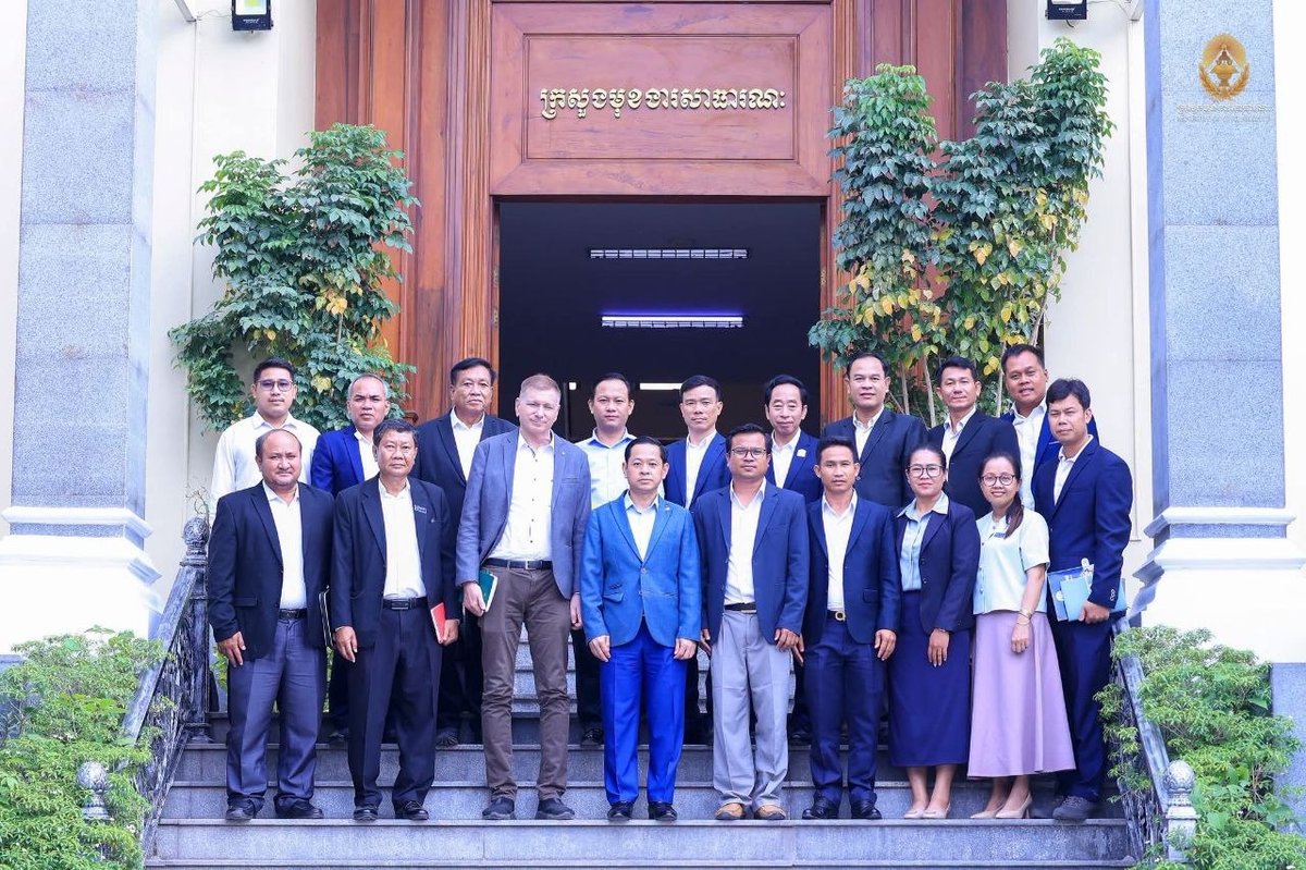 洪玛尼接见柬埔寨快乐儿童组织代表 探讨扩大社会福利合作