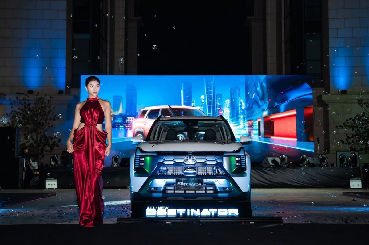 三菱汽车新款7座SUV Destinator在钻石岛正式发布