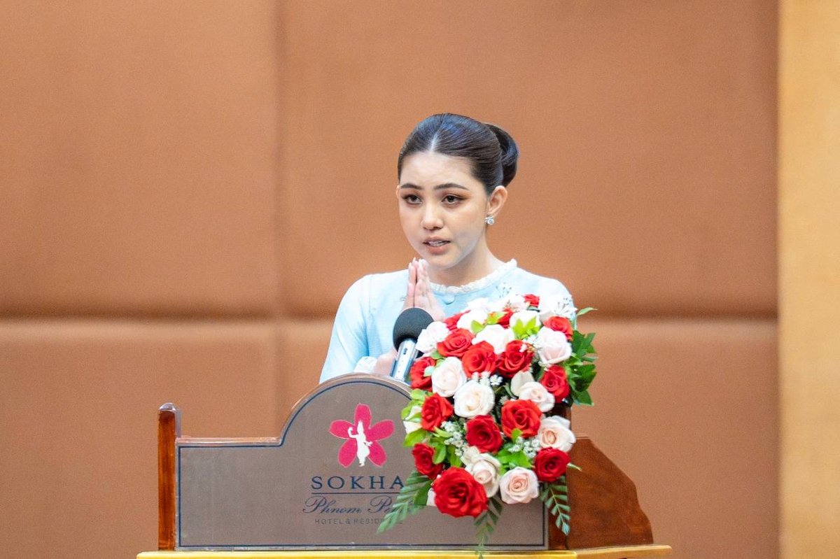 碧占莫妮出席联合国儿童基金会活动 庆祝国际儿童节