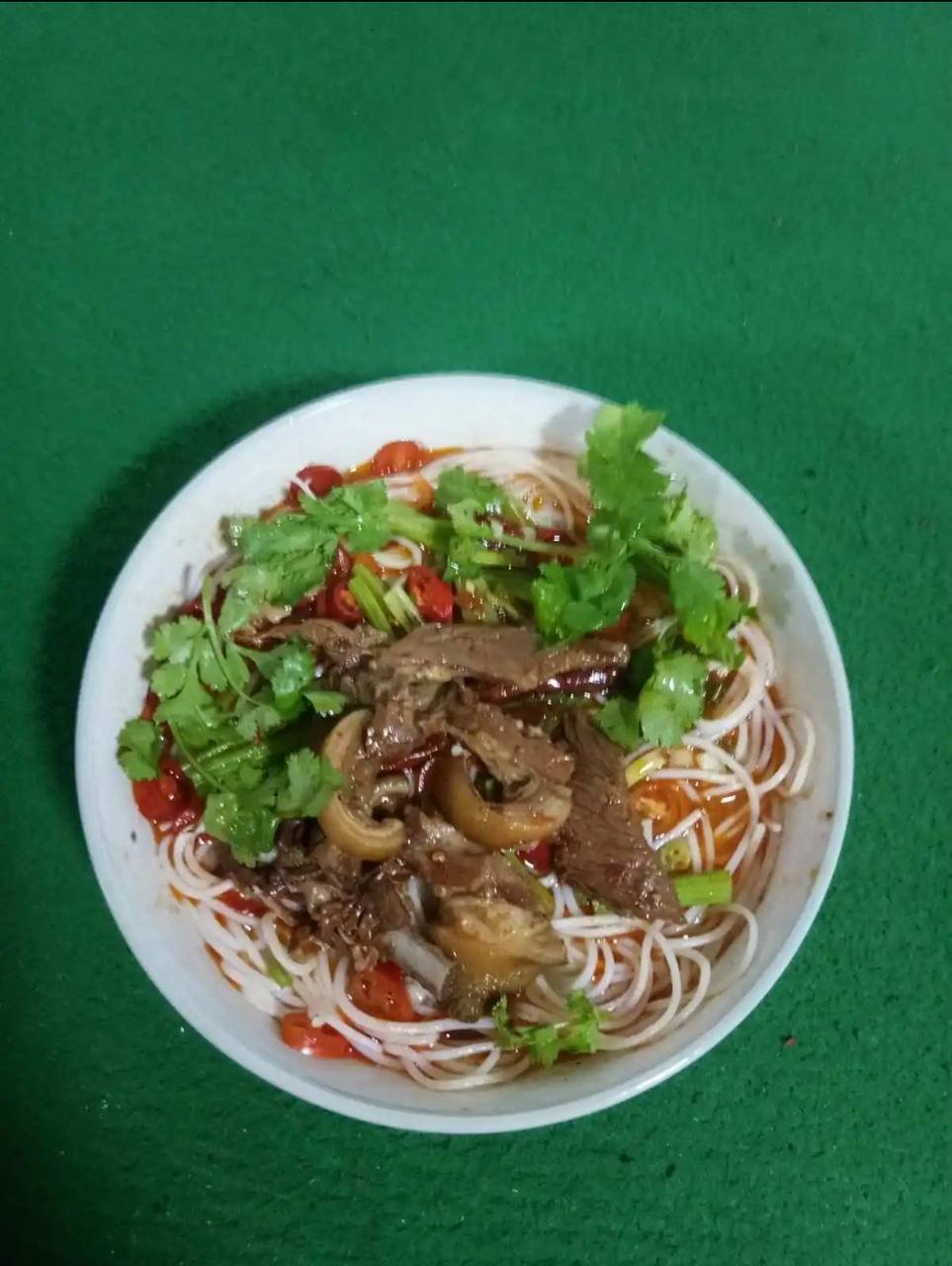 桂小厨24小时营业 广式烧腊粉$7起 烧鹅腿粉$15