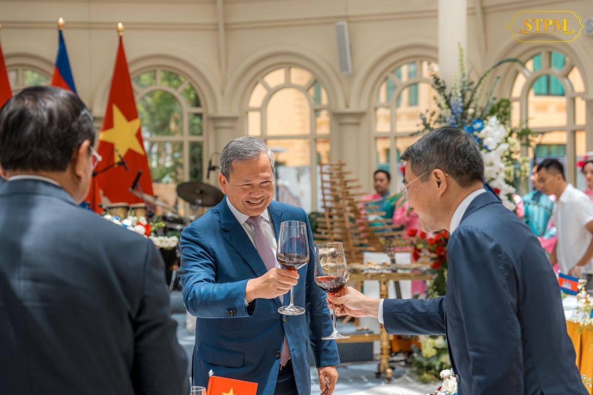 洪玛奈总理赴越出席官方招待会 巩固柬越双边外交关系