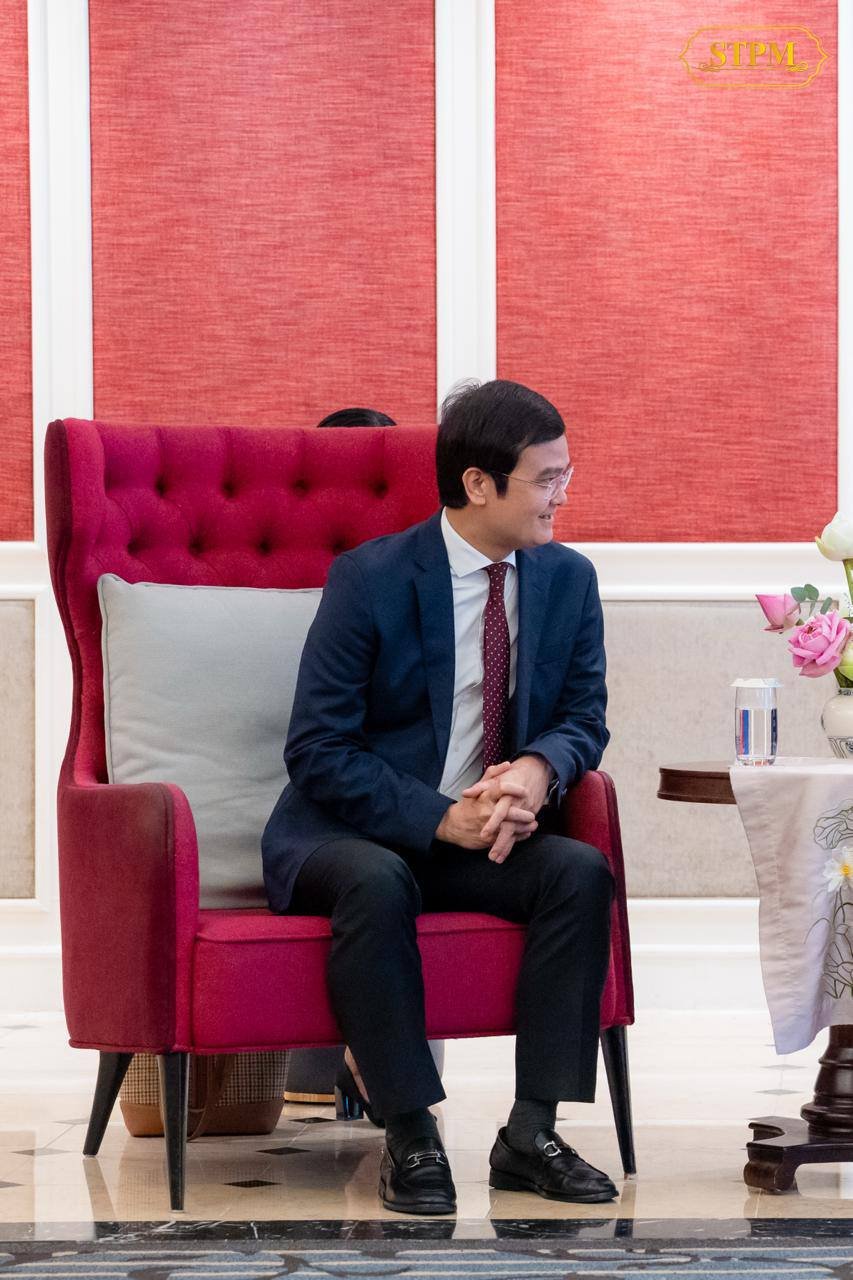 洪玛奈会见越南胡志明共青团代表 探讨青年交流合作