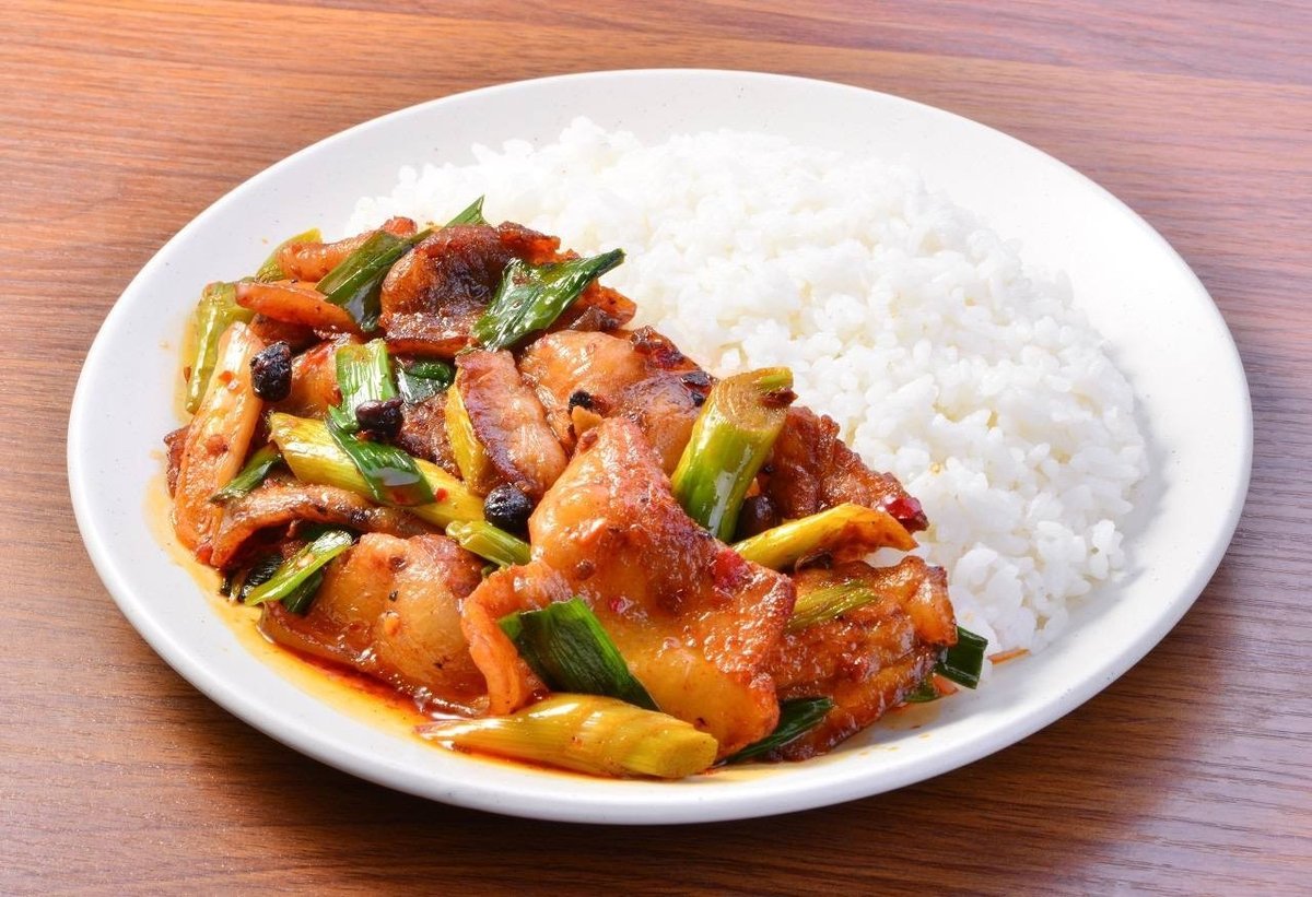 阿扁简餐饭24小时营业 接工作餐烧鸭盐焗鸡