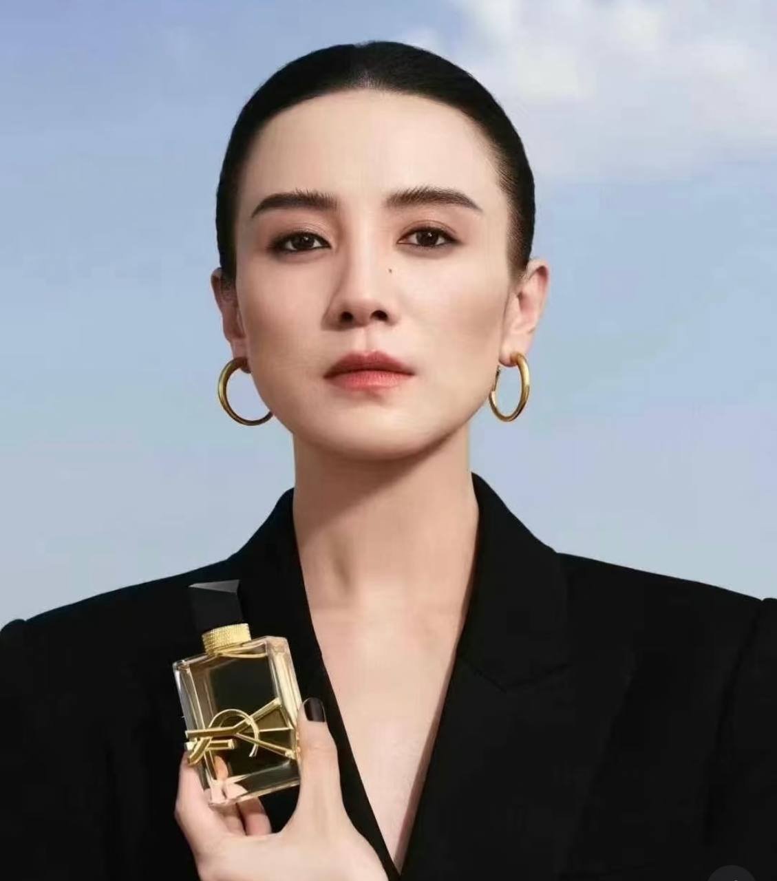 圣罗兰自由之水系列及各类护肤彩妆