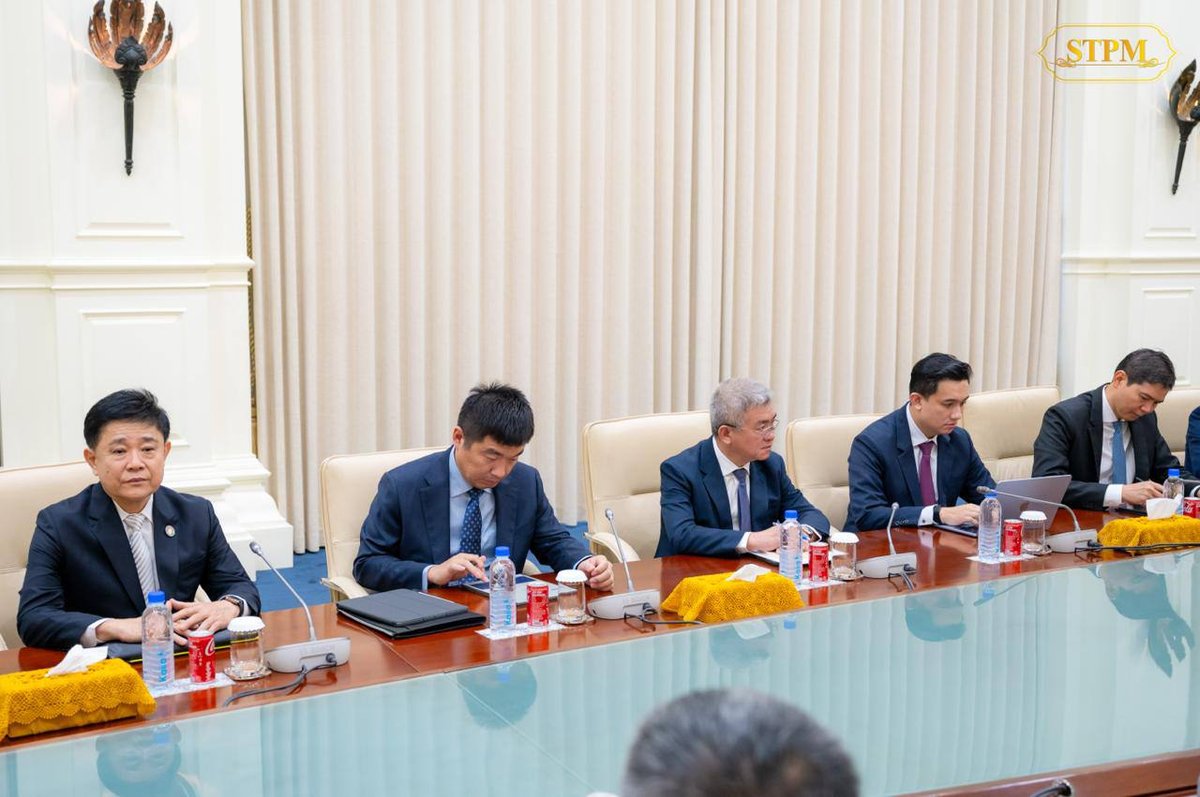 洪玛奈会见柬埔寨水泥工业协会代表团 探讨基建原材料供应