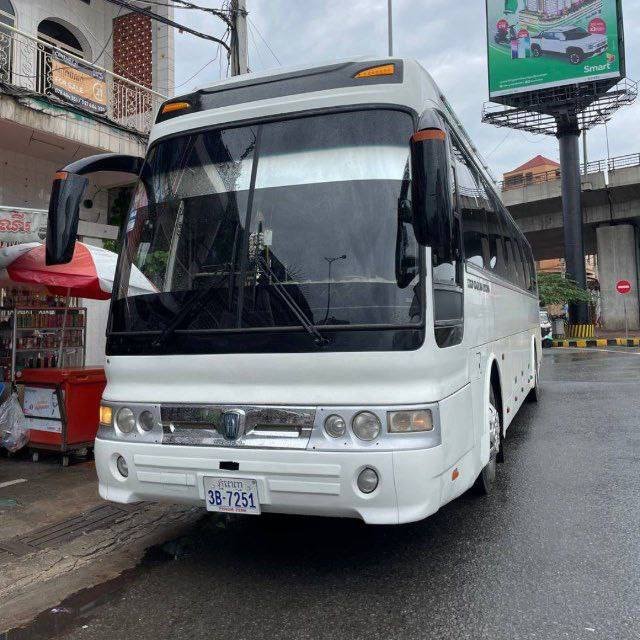 FAST TAXI LUXURY提供VIP专车 机场接送及跨