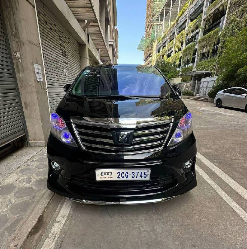 FAST TAXI LUXURY提供VIP专车 机场接送及跨
