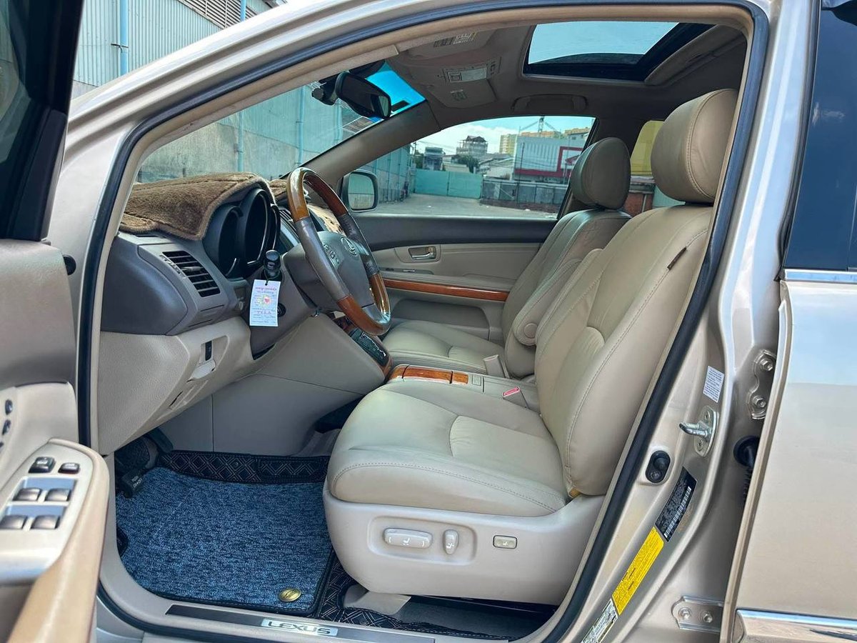 雷克萨斯RX330 2004款转让 首付$4000可分期