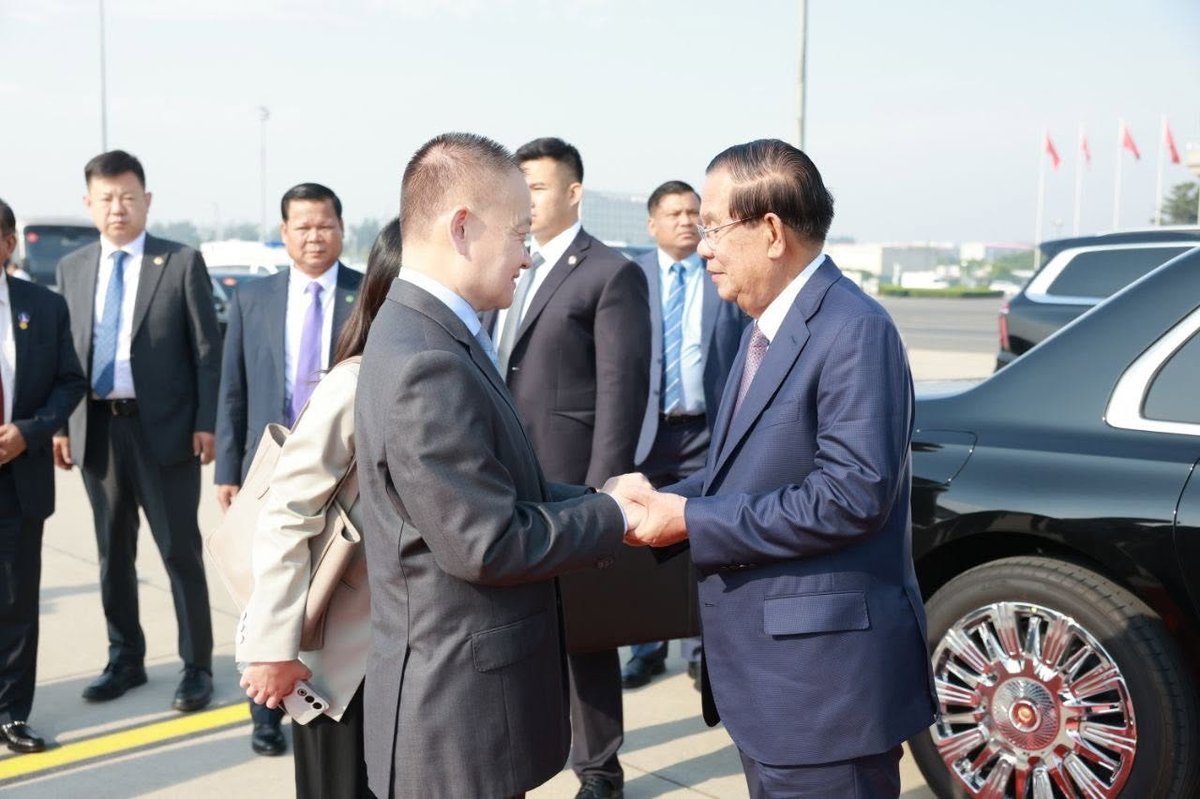 洪森结束对华正式友好访问 今日乘机启程返回金边