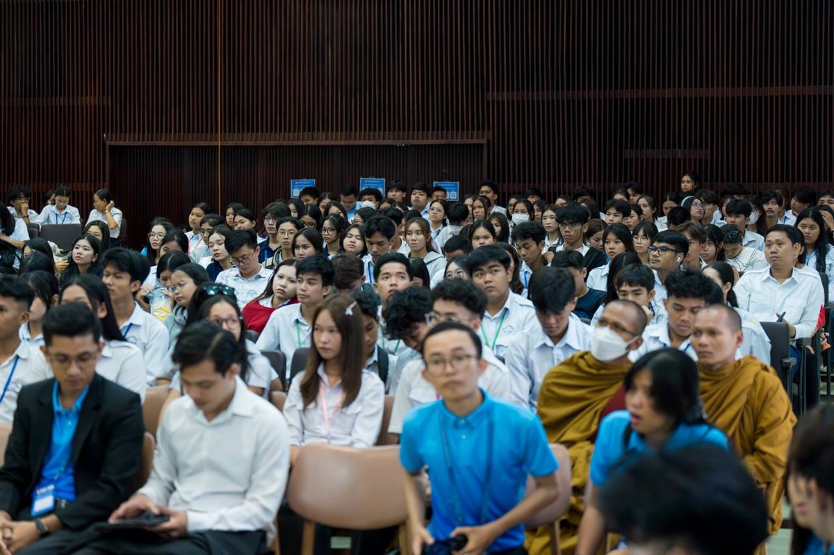 柬埔寨高等教育与留学论坛举办 探讨青年就业策略