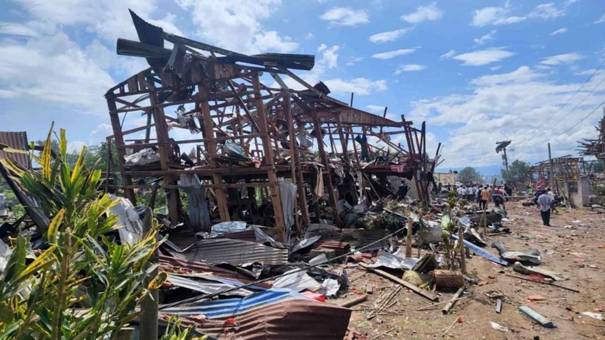 缅甸冲突地区地雷爆炸 造成数十人死亡局势严峻