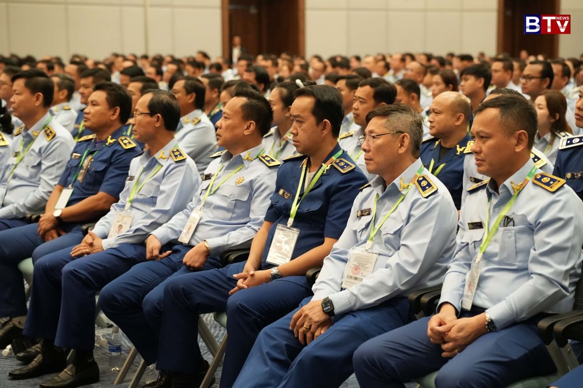 洪森称海关月收入已达2.4亿美元 税收改革成效显著