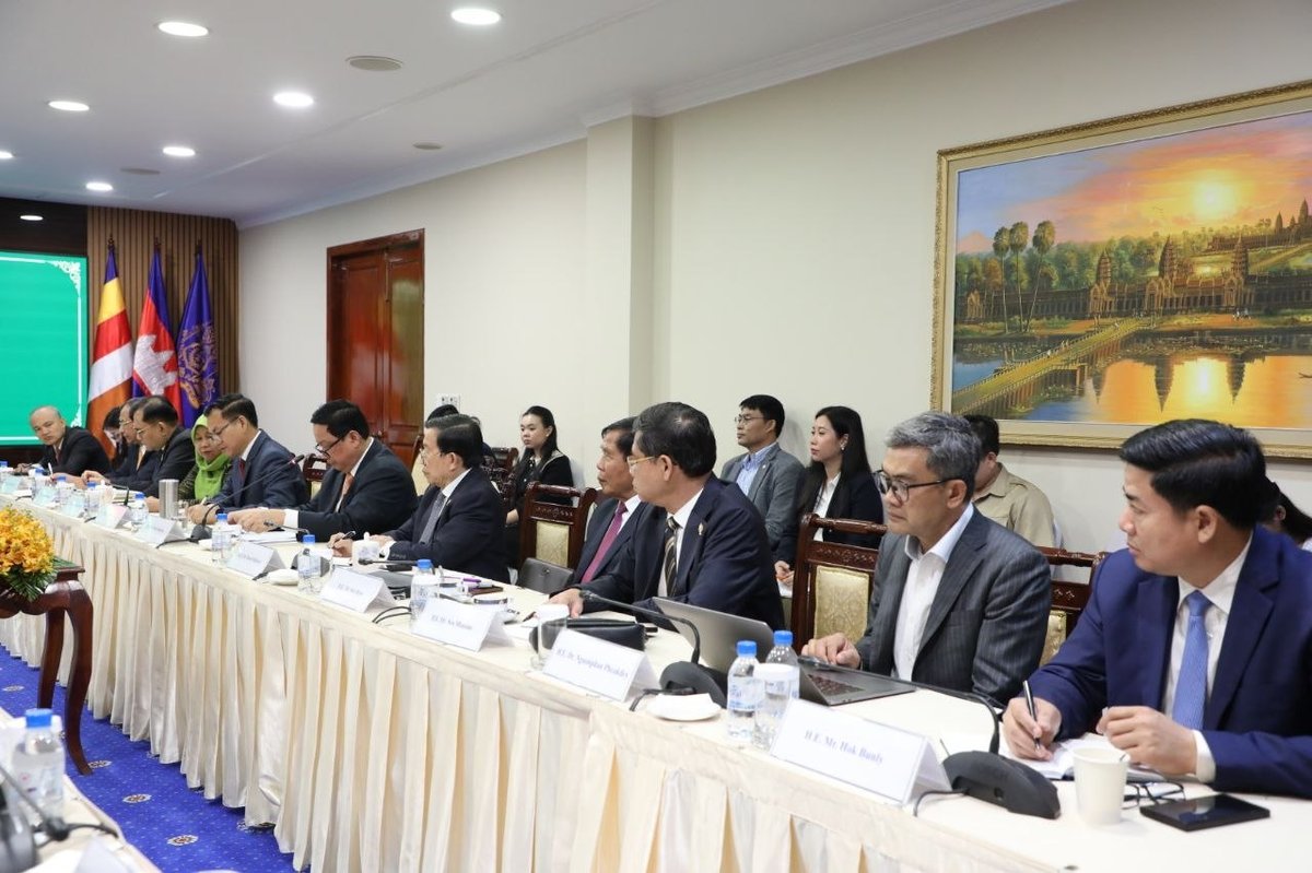 德国支持柬埔寨和平解决边境争端 两国承诺深化合作