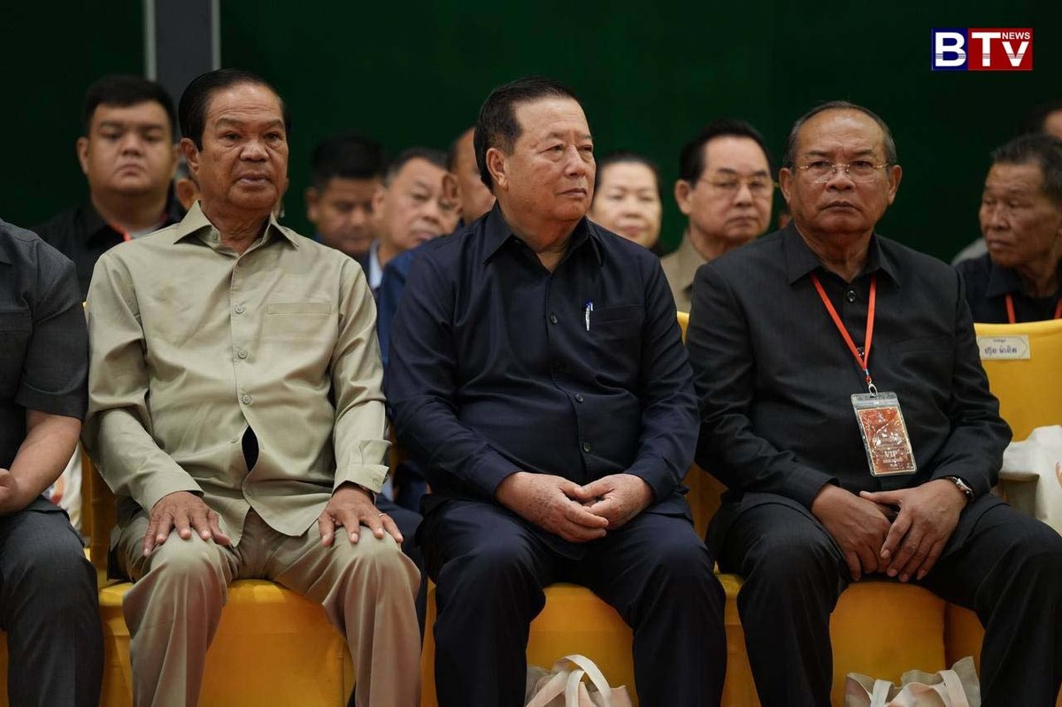洪森在暹粒会见地方官员 部署省份行政工作