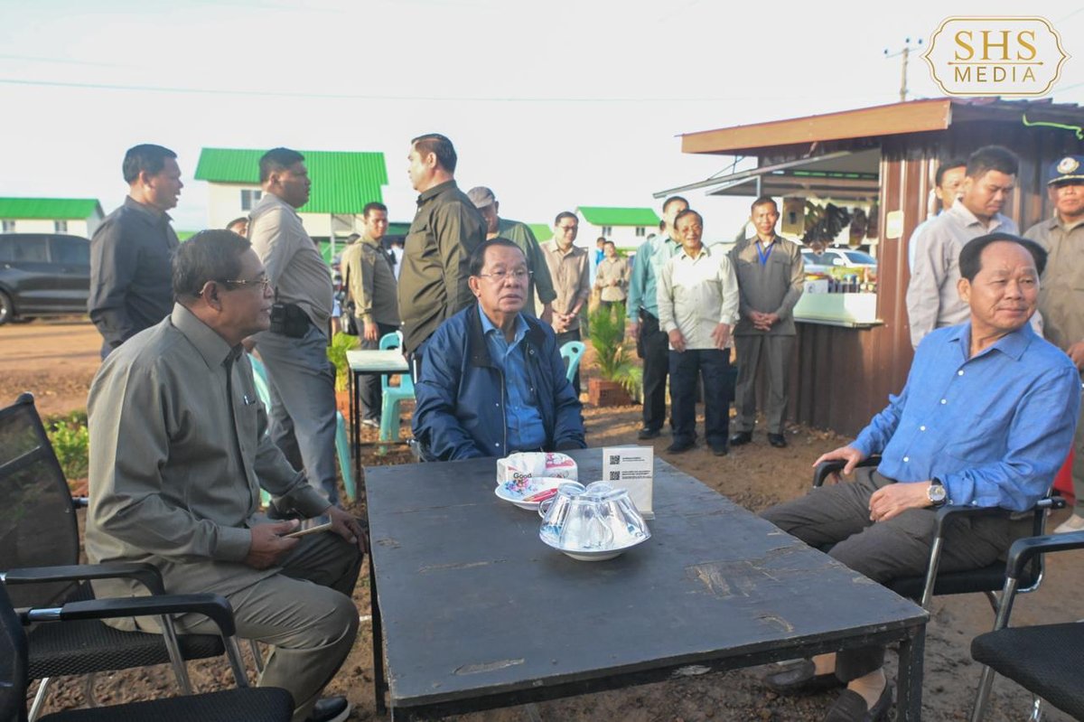 洪森强调和平解决土地纠纷 确保土地确权长期有效