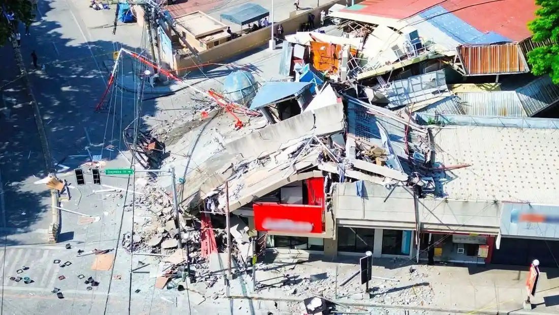 菲律宾棉兰老岛地震死亡人数升至45人 余震近2000次