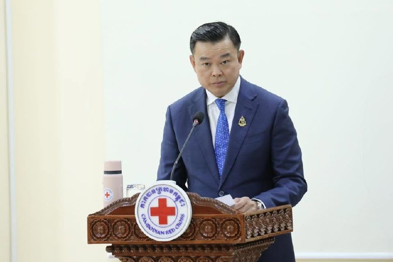 柬埔寨勋爵协会捐赠101万美元 支持柬埔寨红十字会慈善事业