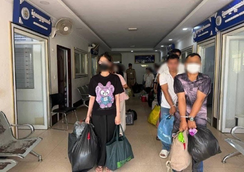 金边星威大厦突击缉毒 141人被捕涉毒品犯罪
