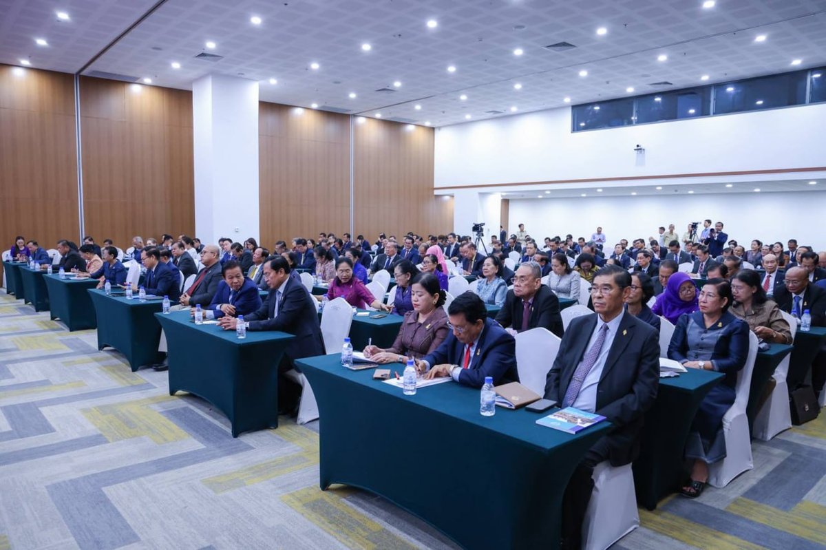 国会第八委员会