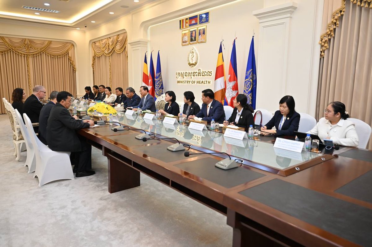 卫生部高度评价联合国儿童基金会驻柬代表任内贡献