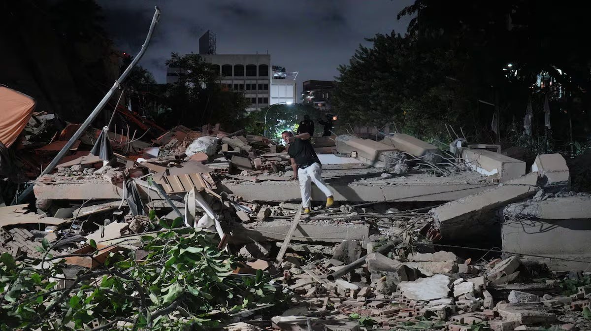 委内瑞拉发生强烈地震,目前已造成至少32人死亡,超过700人