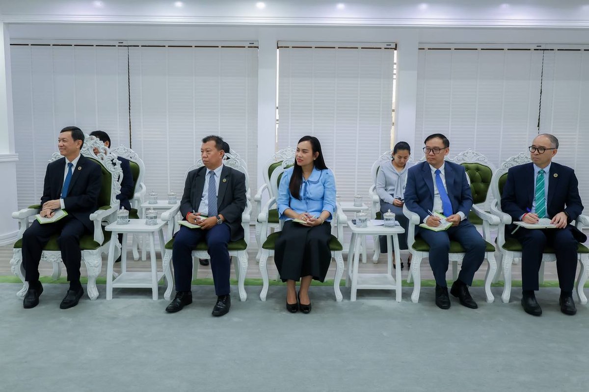 老挝驻柬埔寨大使高度评价柬埔寨环保工作成效