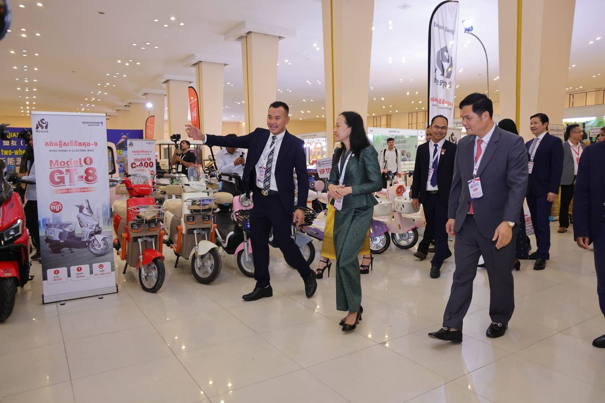 第二届柬中东盟产品展于6月19日至21日在钻石岛会展中心举行