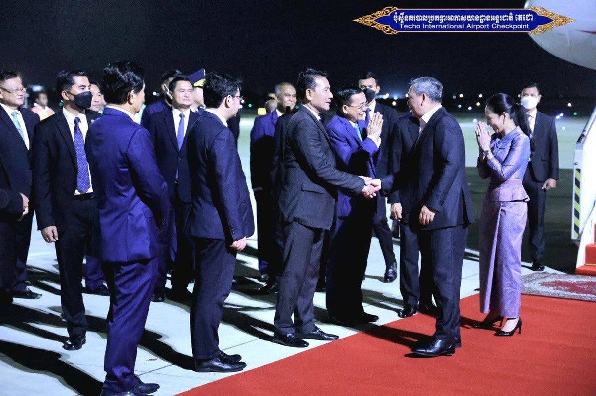 洪玛奈总理结束越南访问回国 抵达德崇国际机场