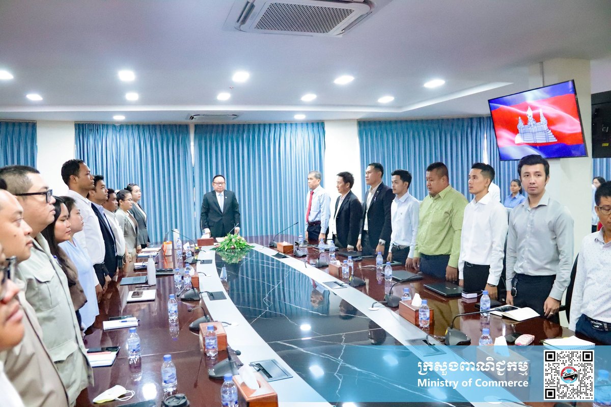 柬埔寨商务部近日联合物流协会举办AI物流与运输培训,旨在提升