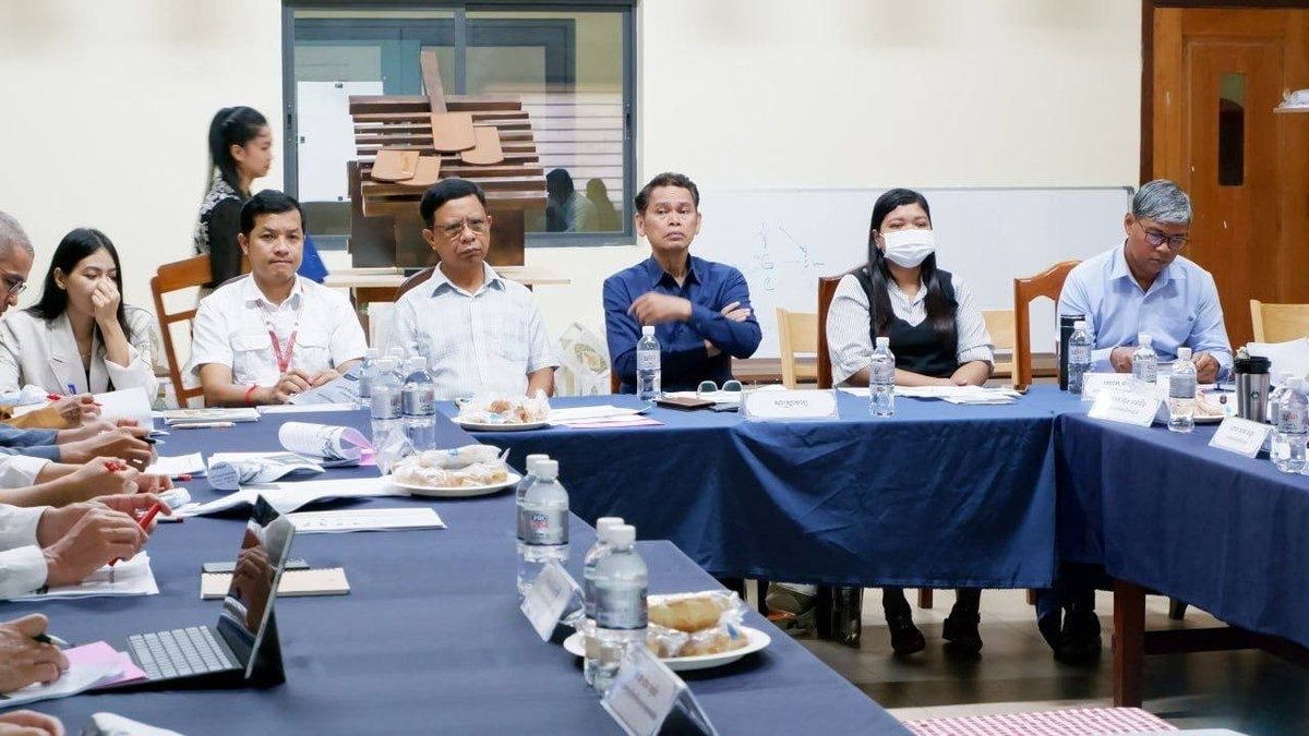 柬埔寨建筑师委员会召开会议 优化建筑学与城市规划课程
