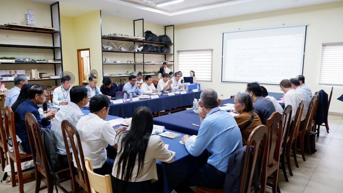 柬埔寨建筑师委员会召开会议 优化建筑学与城市规划课程