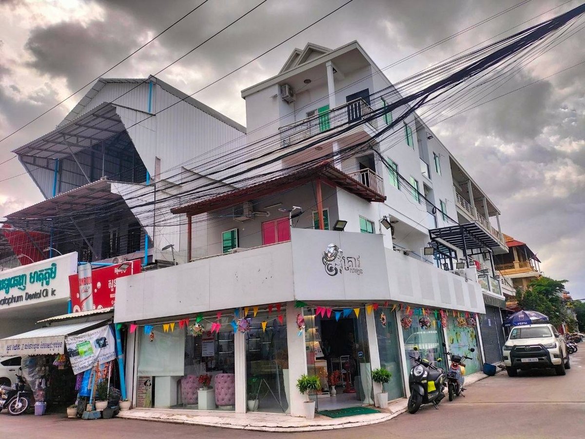 金边新世界小区商铺急售,建筑面积大,含9卧11卫
