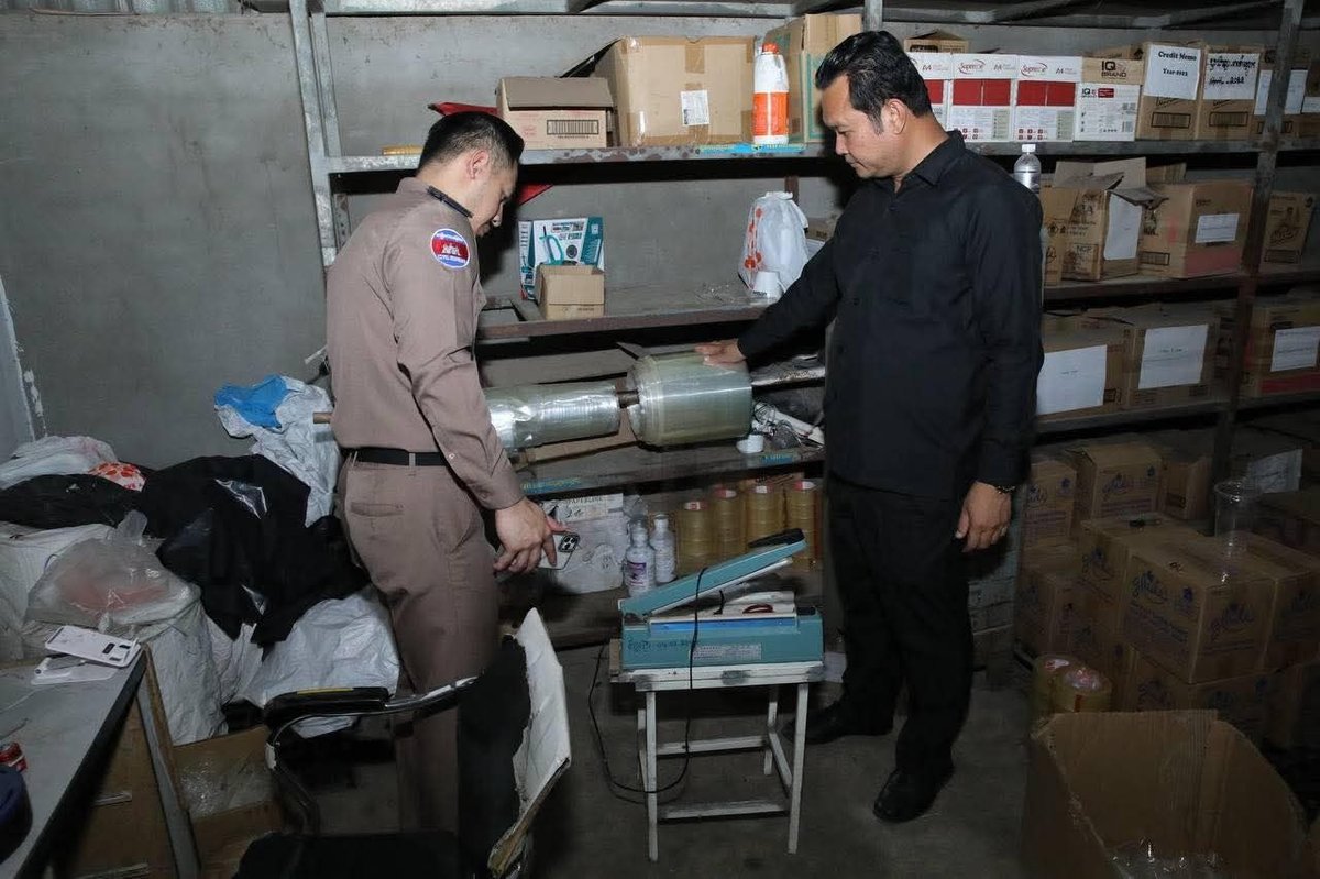 洪森严厉警告 陆路从泰国进口商品均属非法走私