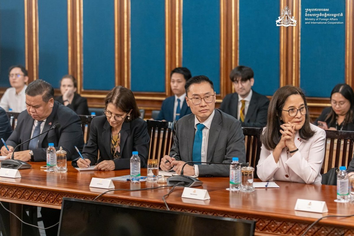 布拉索昆向国际使团阐述柬埔寨海洋法公约立场