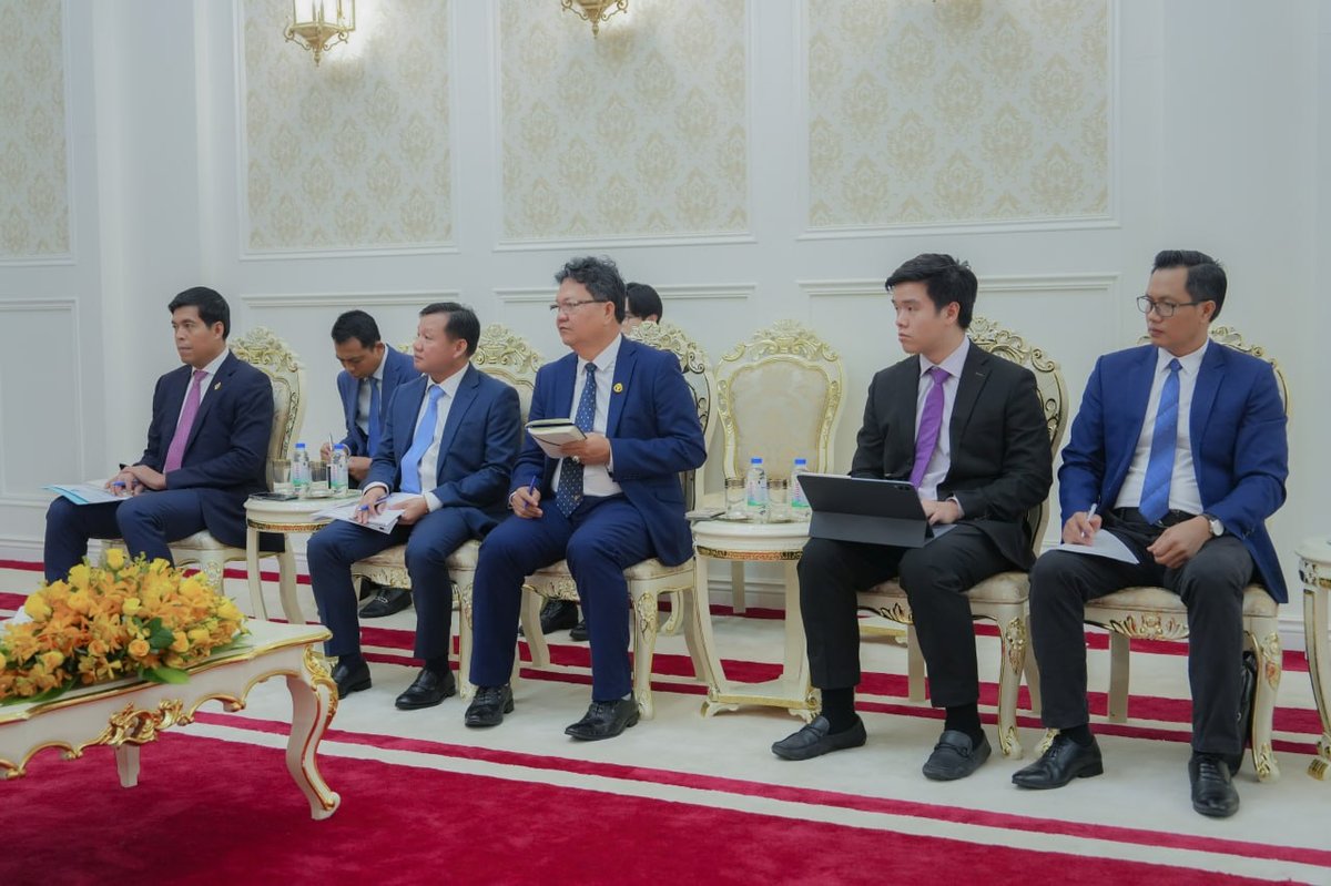 旺西维索会见韩国慈善代表团 拟向磅通省捐建教学楼