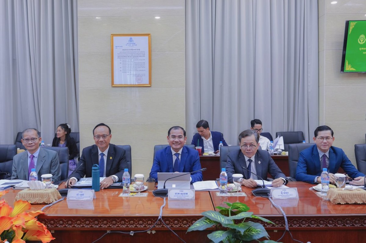 旺西维索主持法律改革委员会会议 总结2026上半年成果