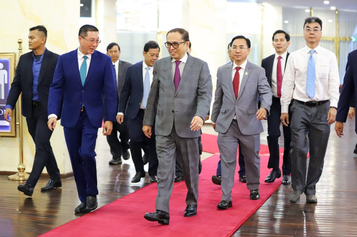 旺西维索主持商法研讨会 旨在完善柬埔寨商业法律框架