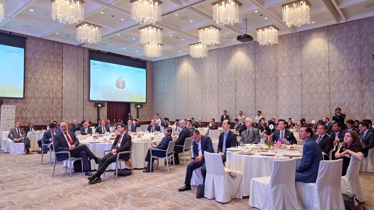 劳工部与美国商会举办政企早餐会 优化营商环境机制
