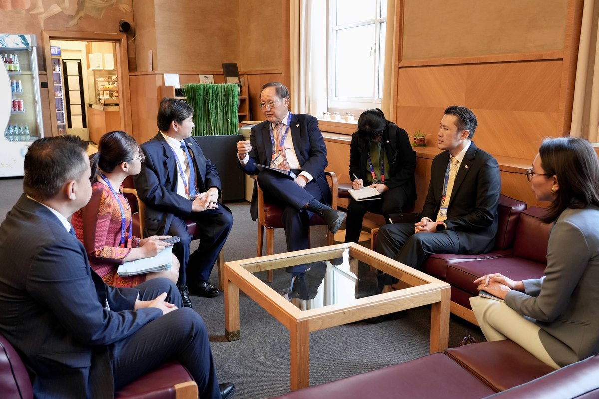 柬埔寨与新加坡深化劳工合作 重点聚焦建筑与AI技能培训